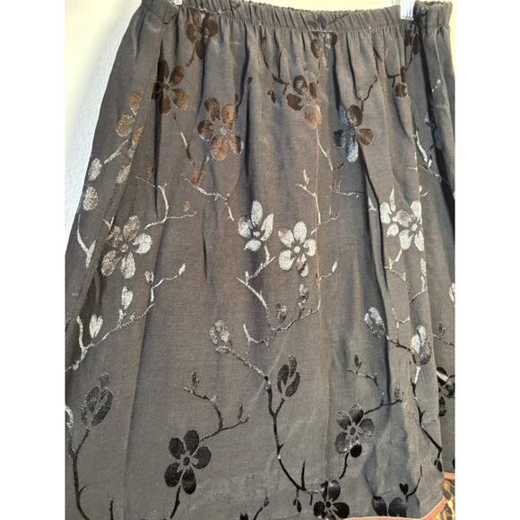 Spencer Alexis Floral Black Maxi Size L
Midi Skirt Ruffle Hem Whimsy Fairycore - Picture 4 of 14